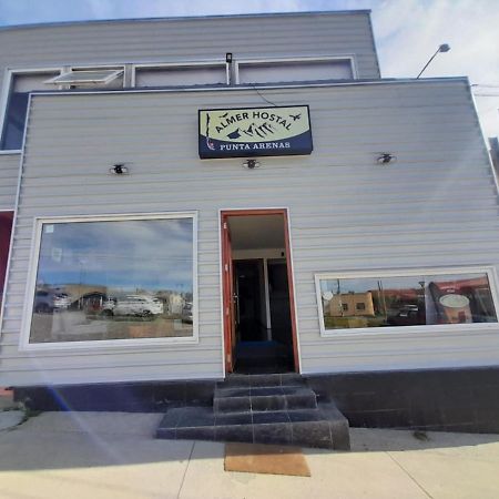 Almer Hostal Punta Arenas Exterior photo